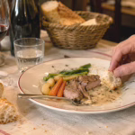 Using bread to taste the gravy